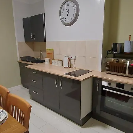 The Enigma - 2 Master Bedrooms Sleeps 6 Blackpool Exterior photo